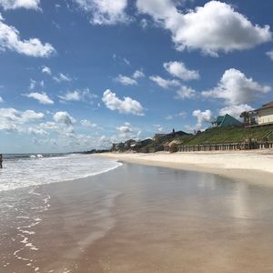 Meet your Posher, Cait